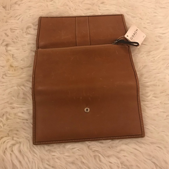 New leather Coach wallet with tags in camel - Picture 5 of 7